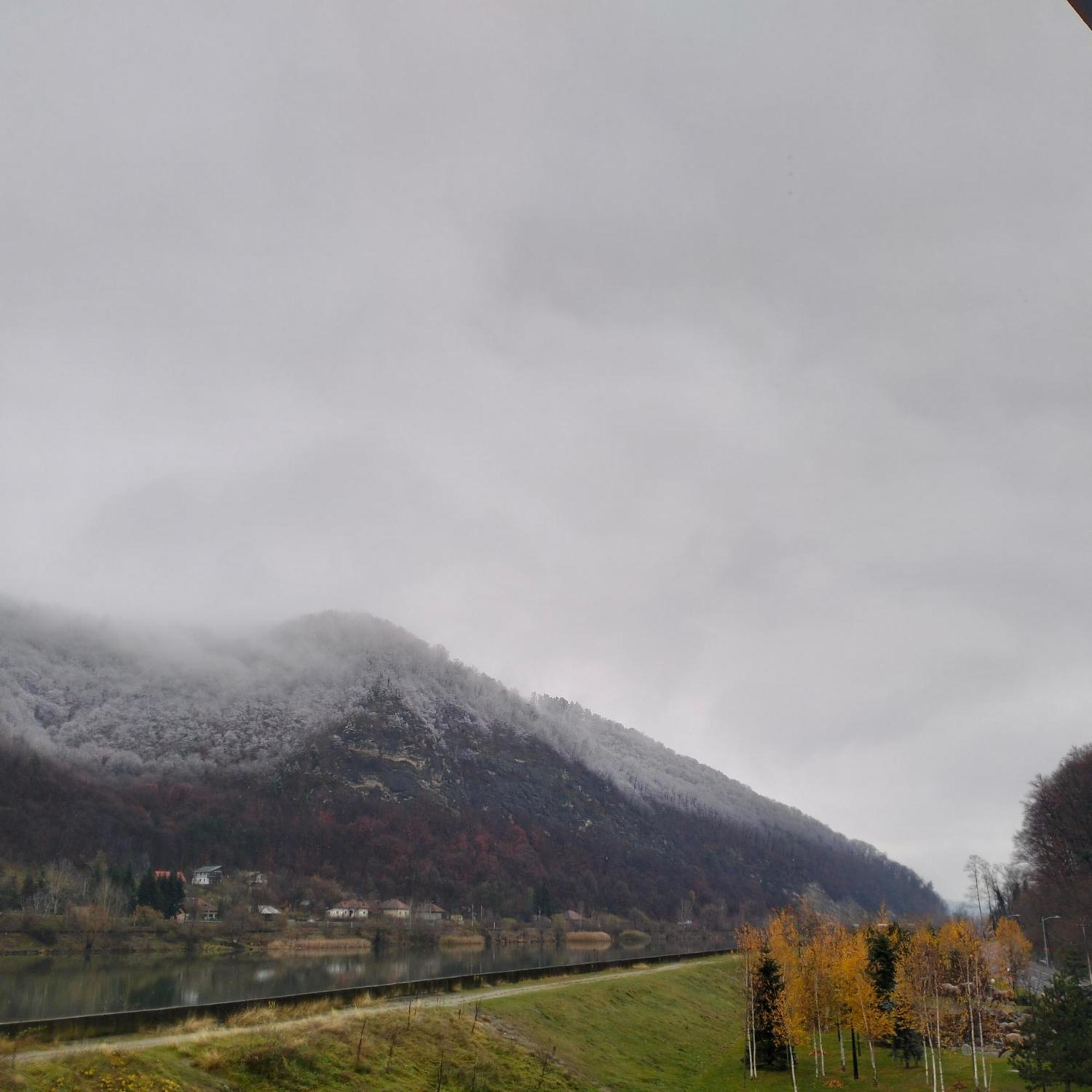 Vila Poienita Caciulata Călimăneşti Bagian luar foto